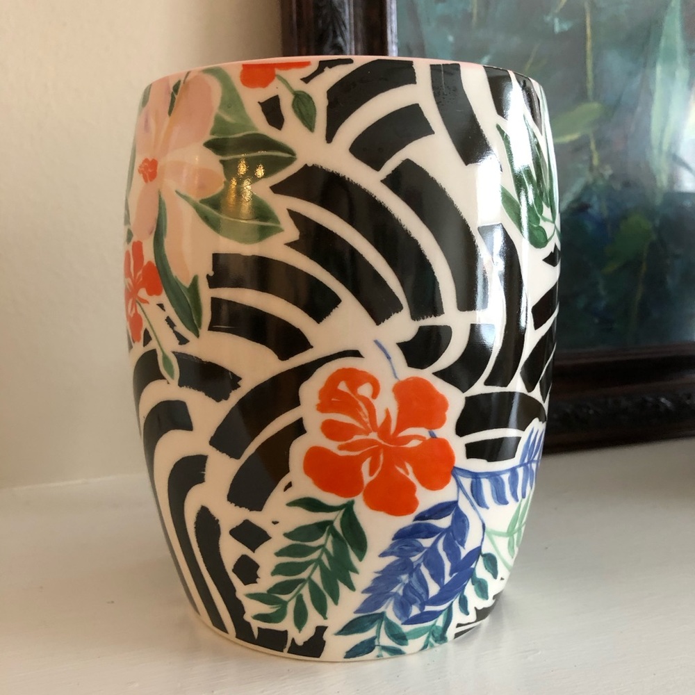Anthropologie Sisters Gulassa Vase